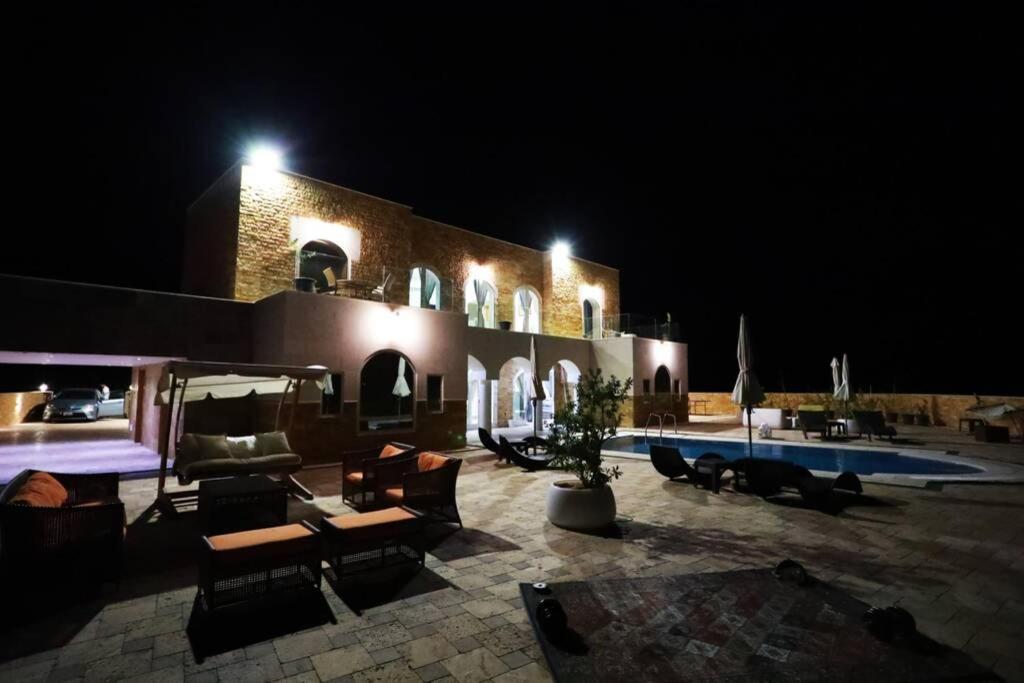 Villa Sea Breeze Sweimeh Exterior photo